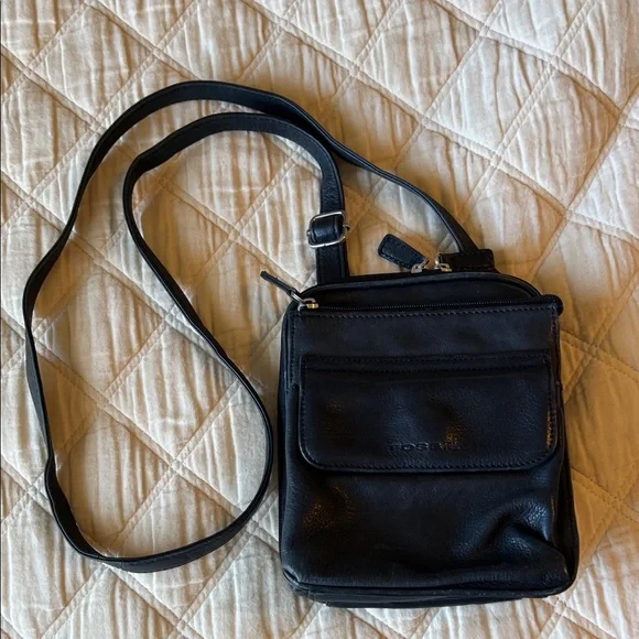 FOSSIL Black Leather Crossbody Bag - Picture 1 of 9